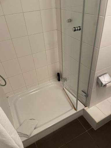 Bathroom 5, Hotel Garni Merkenich, Köln