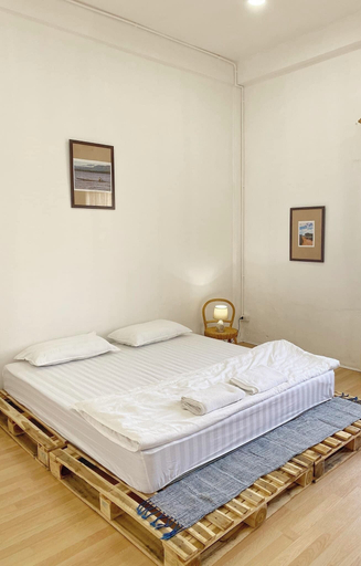 Room 5, Petit Espace Hostel, Vientiane