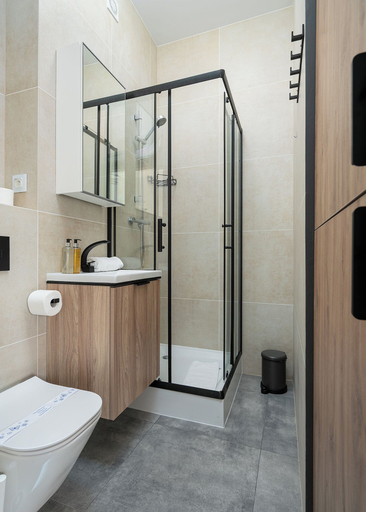 Bathroom, RentPlanet - Przy Parku Mirowskim, Warsaw