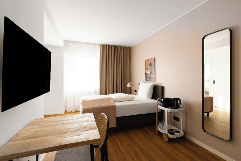Room 4, Limehome Düsseldorf Pionierstraße, Düsseldorf