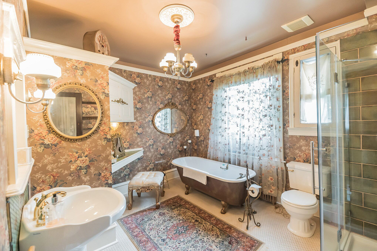 Bathroom 3, The Inn on Holly, Gloucester