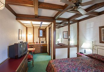 Others 5, Sequim West Inn, Clallam