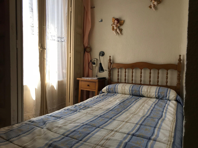 Bedroom 3, Hostel RC Miguel Angel, Madrid