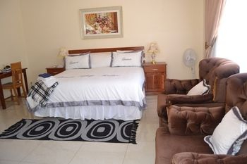 Others 2, Ebuhleni Guest Lodge, Bulawayo