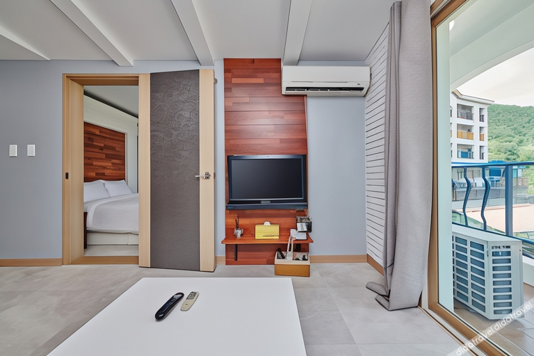 Bedroom 2, Ilmare Byeonsan Resort, Buan