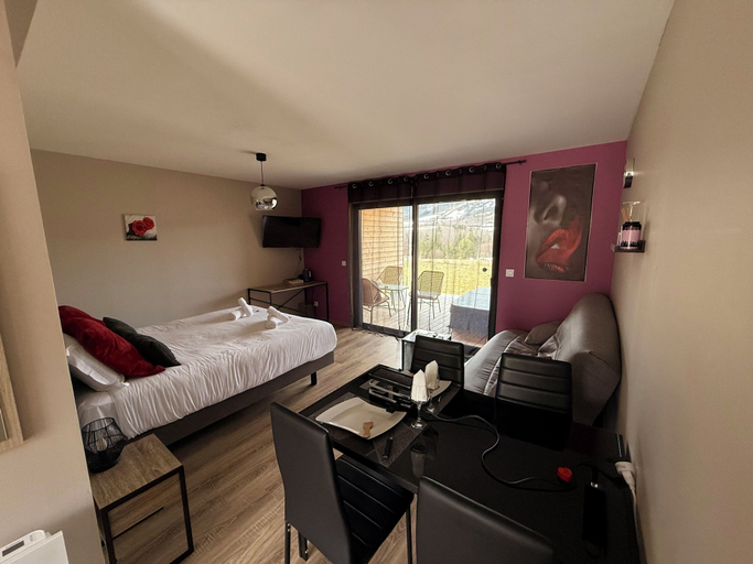 Bedroom 4, Charda Spa, Alpes-de-Haute-Provence