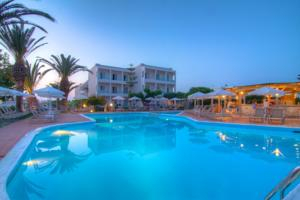 Others 4, Dias by Azul Collection, Crete