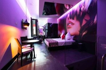 Others 4, Hotel Loob Madrid, Madrid