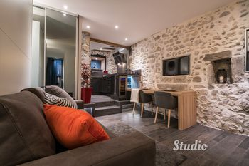 Others 3, Le Balcon de la Vieille Ville Annecy, Haute-Savoie
