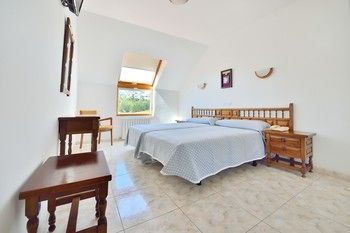 Others 4, Hotel Montemar, Pontevedra