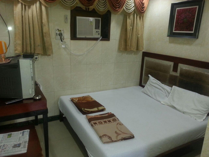 Bedroom 3, Hotel Jodiya - Near CST, Mumbai City