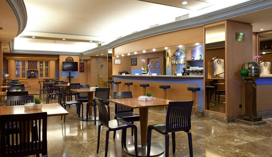 Food & Drinks 4, Hotel Agumar Atocha, Madrid