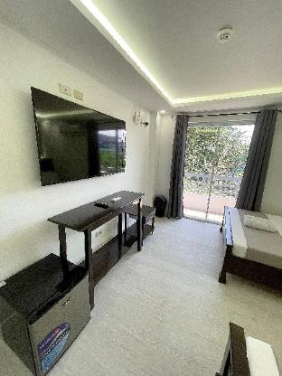 Balcony or terrace, Spotlight Hotel near Hundred Islands wharf, Alaminos City
