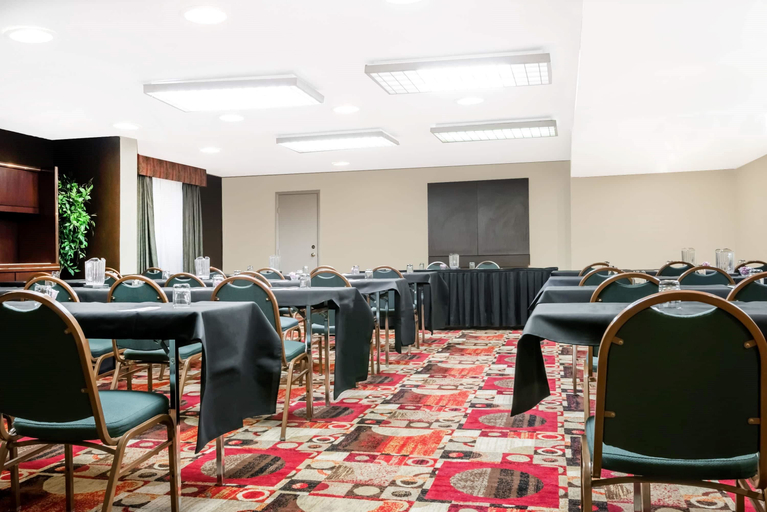 Business Facilities, Ramada Conference Centr by Wyndham Lexington North, Fayette