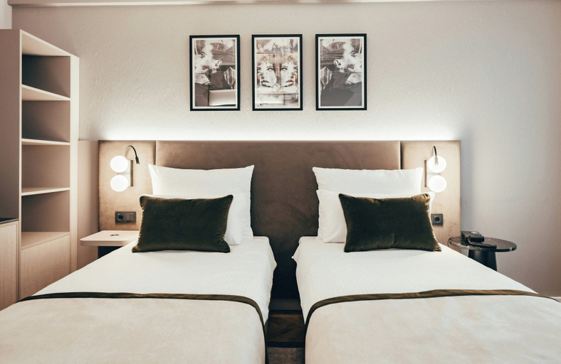 Bedroom 4, Leonardo Hotel Köln, Köln