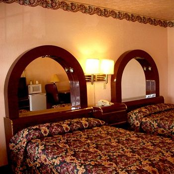 Others 5, Executive Royal Inn Clewiston, Hendry