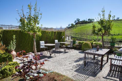 Garden 3, Alavera De Los Bav Os, Málaga