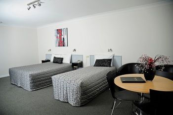 Others 3, Tamar River Villas, West Tamar - Pt A