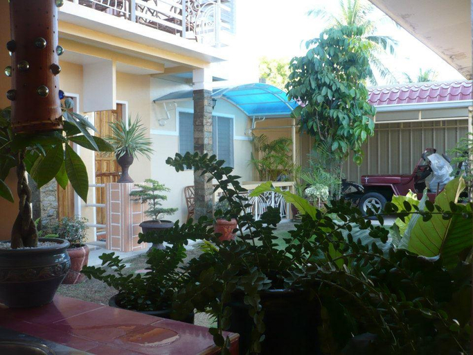 Exterior & Views 1, Oslob Malonzo Pension House, Oslob