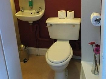 Others 5, The Kings Arms, London