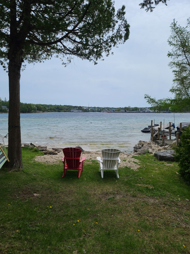 Others 5, Tobermory Inn & Suites, Lake Hurron