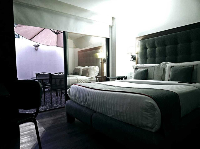 Room 2, Ragibe 215, Mexico City