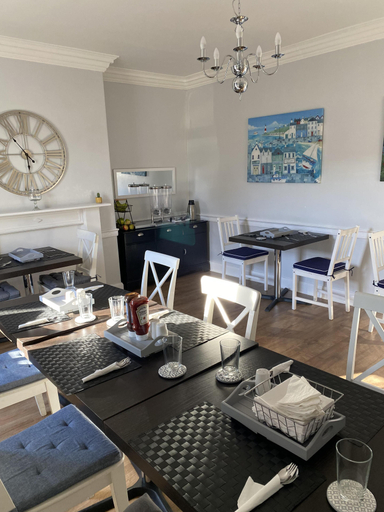 Food & Drinks, The Roxburgh, Northumberland