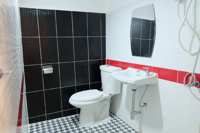 Bathroom, Arm Mansion, Saphan Sung
