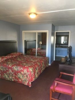 Others 3, Cumberland Inn near downtown, Davidson