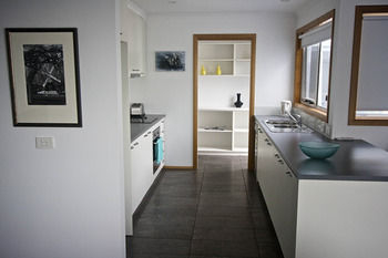 Others 5, Penguin Beachfront Apartments, Central Coast - Pt A