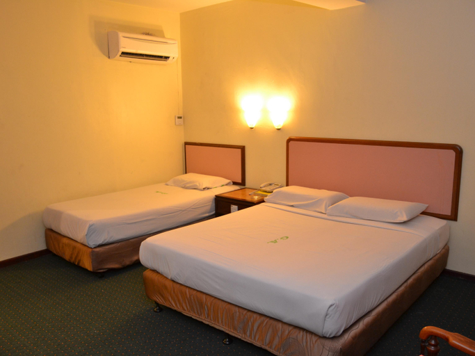 Bedroom 3, Golden Asean Hotel, Kuala Lumpur