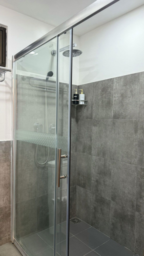 Bathroom 4, Belmar Beach, North Ari Atoll