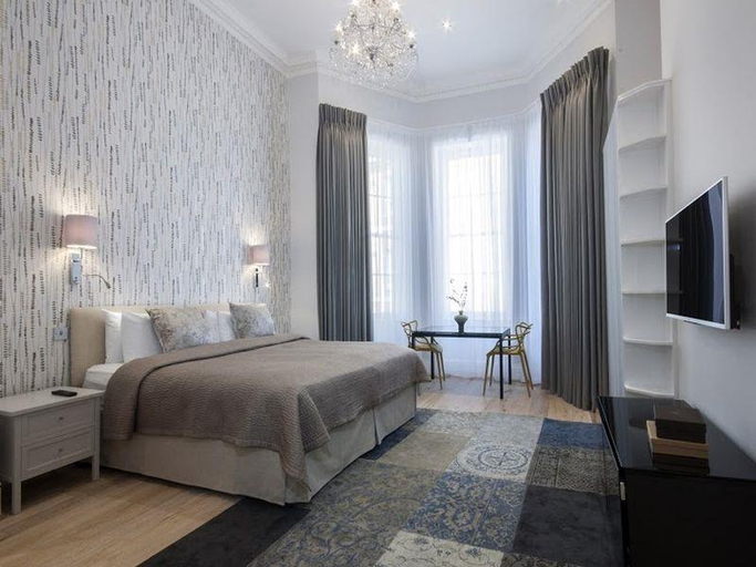 Bedroom 2, 17 Hertford Street, London