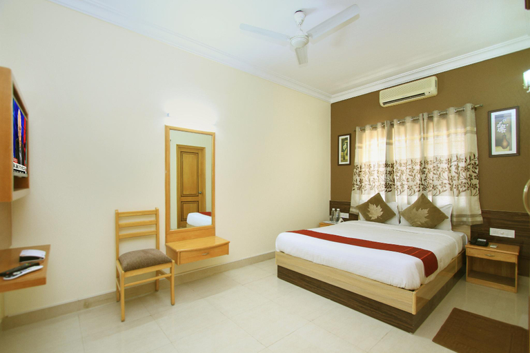 Bedroom, Bluemoon Loginn, Bangalore