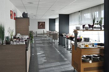 Others 5, Alezan Hôtel, Haute-Garonne
