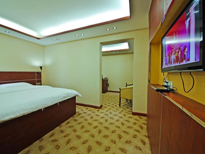 Others 3, Kaiser Hotel, Ulan Bator
