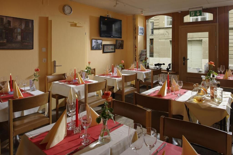 Food & Drinks, Hine Adon Fribourg City Aparthotel Self checkin, La Sarine