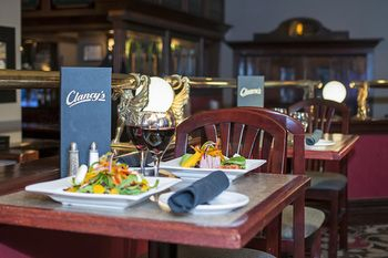Food & Drinks 4, Comfort Hotel Airport St Johns, Division No. 1