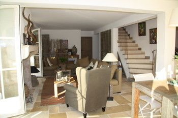 Others 3, Le clos des sept palmiers, Var