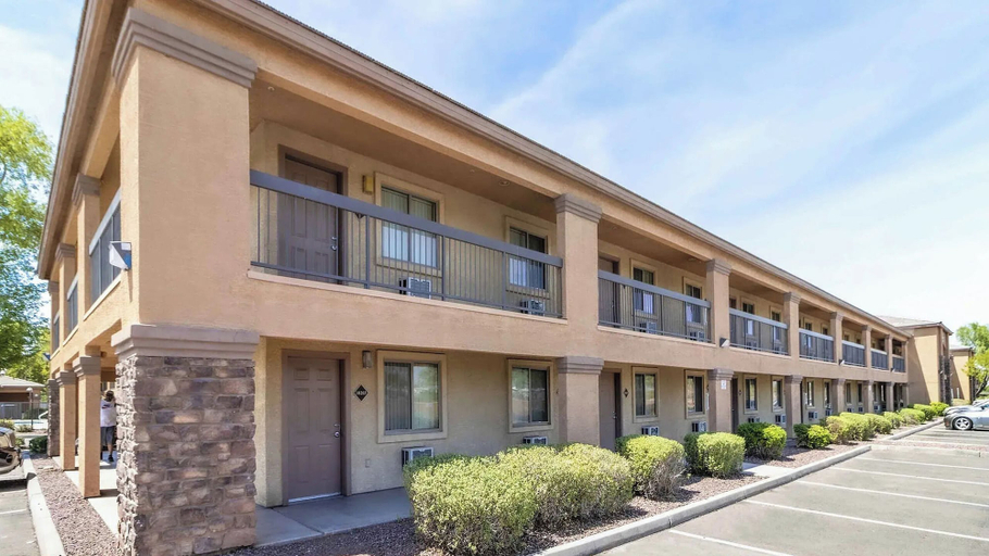 Exterior, Desert Studio Fast WiFi Gym & Kitchen, Maricopa
