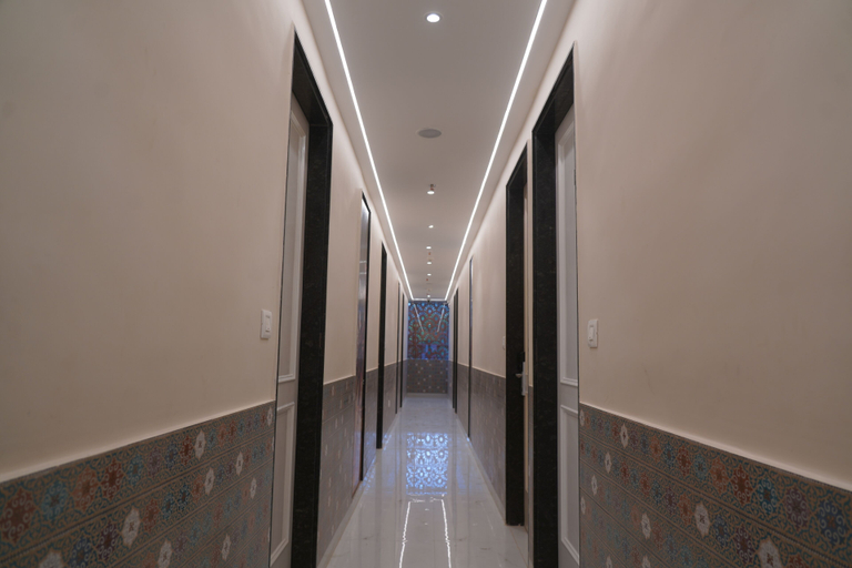Public Area 3, Hotel Anant Inn, Varanasi