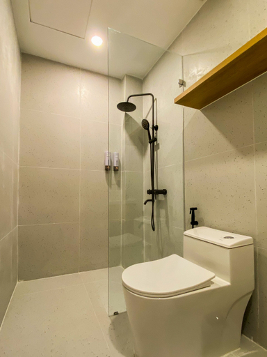 Bathroom 4, UrbanHush 29 Nguyen Cong Tru, Ho Chi Minh City