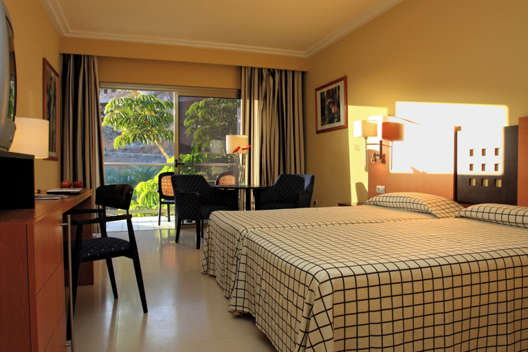 Bedroom, Hotel LIVVO Costa Taurito & Aquapark - All Inclusive, Las Palmas