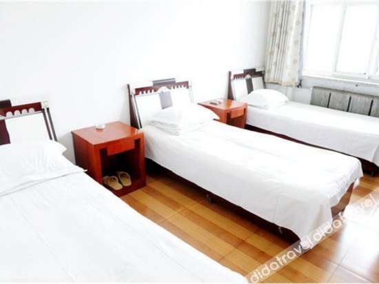Bedroom 5, Jinju Hotel, Shizuishan