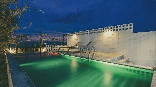 Others 3, Pohang Uni’s Ocean Pool Villa, Pohang