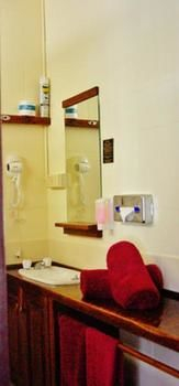 Others 4, Blackheath Motor Inn, Blue Mountains