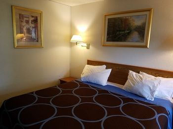 Others 5, Auburn Inn, Cayuga