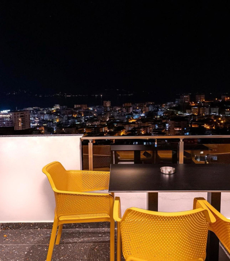 Food & Drinks 5, Euphoria Apartments, Sarandës