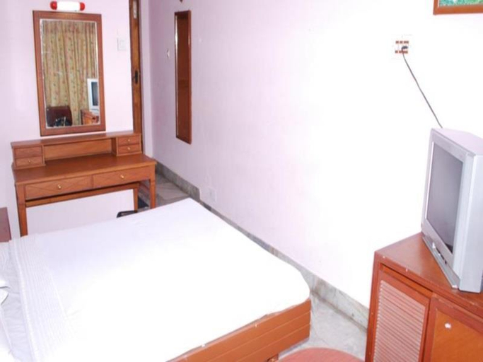 Bedroom 3, Hotel JC Grand Kodaikanal, Dindigul