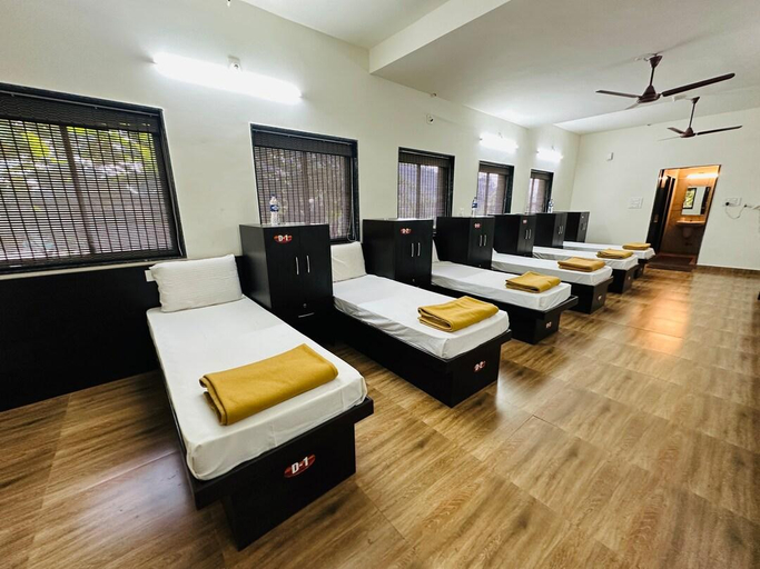 Bedroom 2, Mahalakshmi antarvanam Resort, Udupi